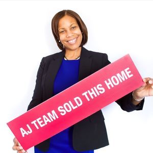 Meet your Posher, Johnetta